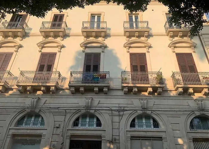 Сasa de vacaciones Foro Siracusano 22, Luminoso E Confortevole Loft