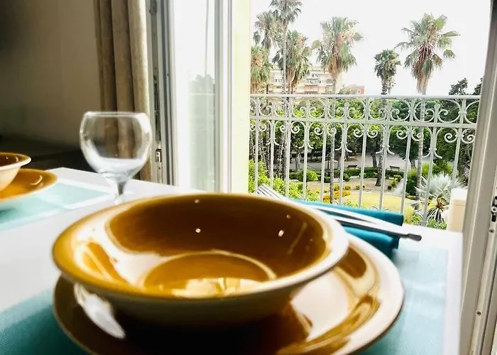 Foro Siracusano 22, Luminoso E Confortevole Loft Сasa de vacaciones