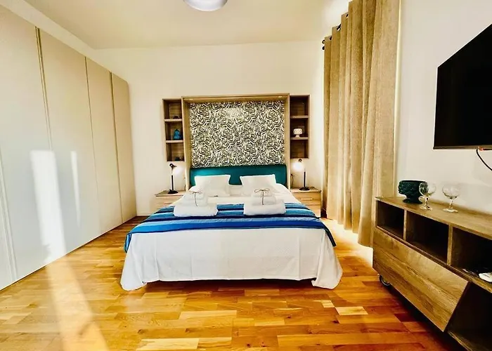 Foro Siracusano 22, Luminoso E Confortevole Loft Сasa de vacaciones Syracuse