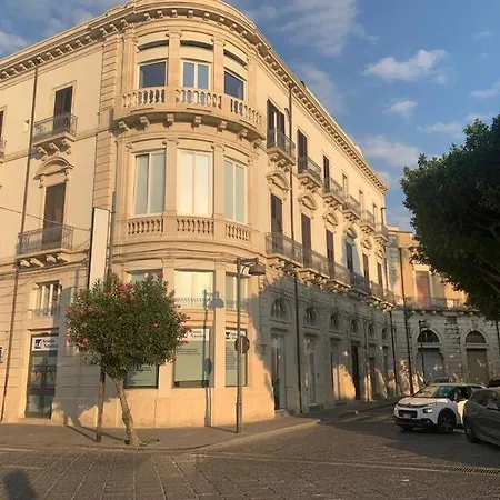 Hébergement de vacances Foro Siracusano 22, Luminoso E Confortevole Loft *